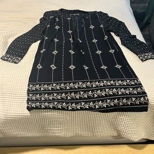 Beautiful LOFT, size small long sleeve mini dress.